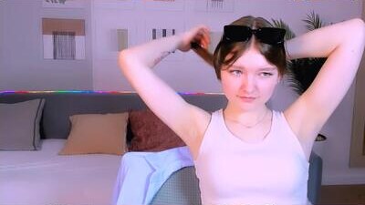 charminglookeva public webcam profile photo 10