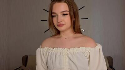 charoletteharles public webcam profile photo 2