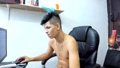 chaturbat_pear public webcam profile photo 2