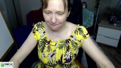 cheerful_madam1 public webcam profile photo 7