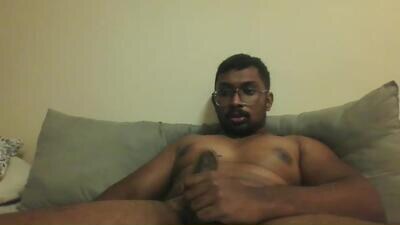 chennaibull1011 public webcam profile photo 2