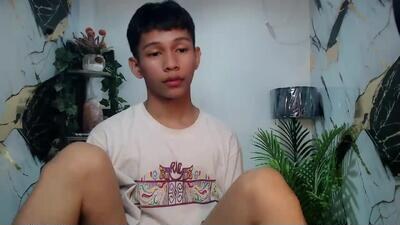 chick_renz public webcam profile photo 2