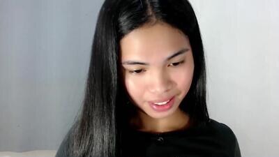 chictemptation_ public webcam profile photo 3