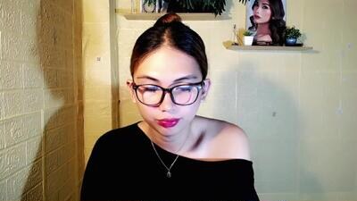 chinitaluxe public webcam profile photo 3