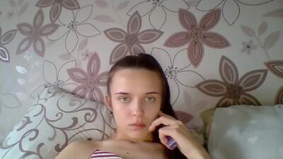 chloe2359 public webcam profile photo 2