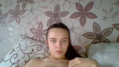 chloe2359 public webcam profile photo 5