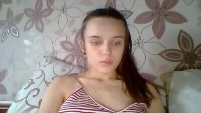 chloe2359 public webcam profile photo 6