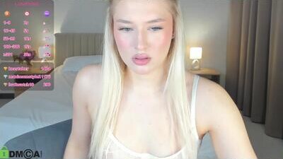 chloe_alba public webcam profile photo 6