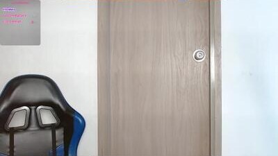 chloe_brownn1 public webcam profile photo 9