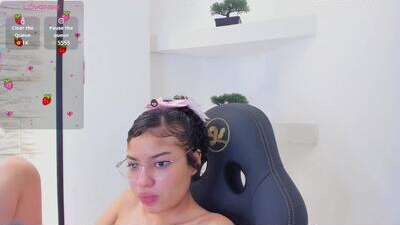 chloe_cortez public webcam profile photo 8