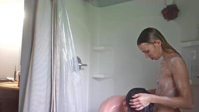 chloe_damian public webcam profile photo 5