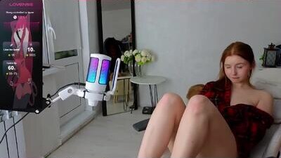 chloe_hartfilia public webcam profile photo 6
