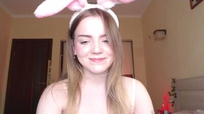 chloe_wilsonn public webcam profile photo 8
