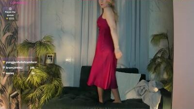 chloeblurr public webcam profile photo 9