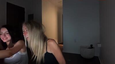 chloeros3e public webcam profile photo 8
