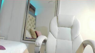 chloesweetie_ public webcam profile photo 8