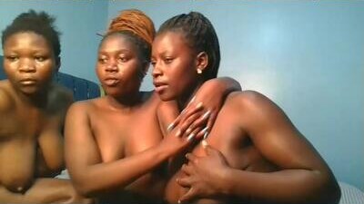 chocolate_iva public webcam profile photo 9