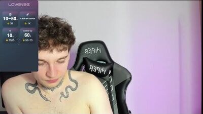 chris_tyson public webcam profile photo 3