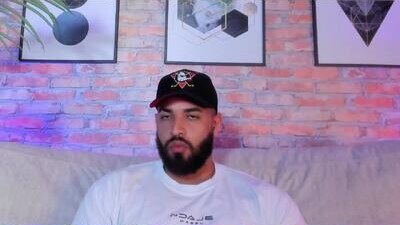 chris_varden public webcam profile photo 5