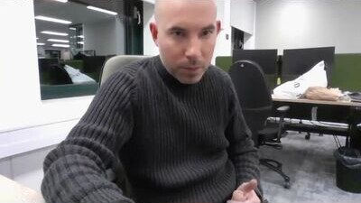 chrisprngr public webcam profile photo 8
