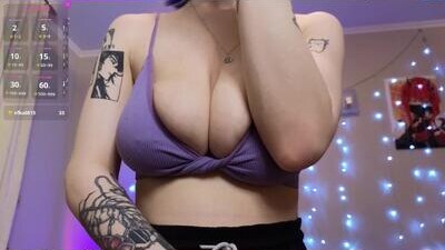 christy_memeow public webcam profile photo 8