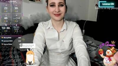 christyw3b public webcam profile photo 4