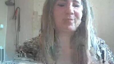 chrystalbella public webcam profile photo 3
