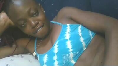 cilia_petite public webcam profile photo 4