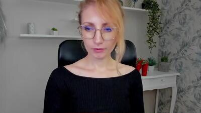 cinderellamoon public webcam profile photo 5