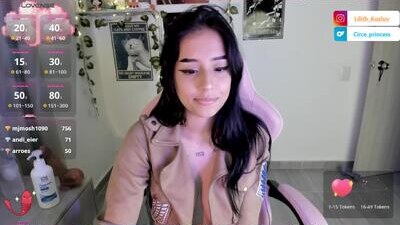 circe_l public webcam profile photo 5