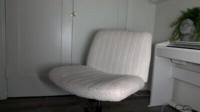 clairerae3 public webcam profile photo 10