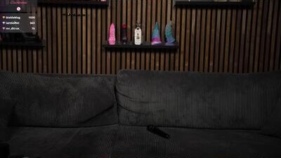 clara_stylezz public webcam profile photo 8