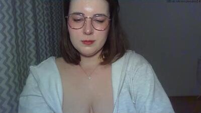 claralovely public webcam profile photo 6