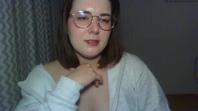 claralovely public webcam profile photo 8