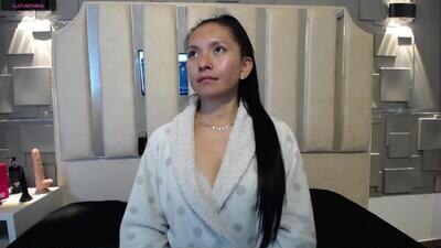 cloe16_ public webcam profile photo 2