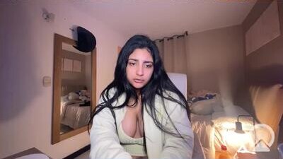 cloe_small08 public webcam profile photo 6