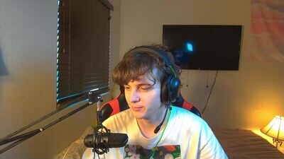 cokia_ public webcam profile photo 3