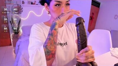 connie_deep public webcam profile photo 8