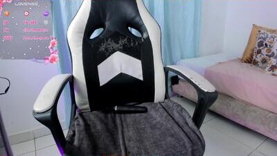 coral_taylorr public webcam profile photo 10