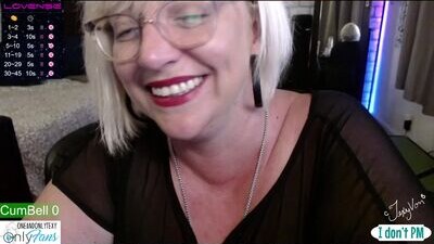 countess_texy_von_bonerbringer public webcam profile photo 6