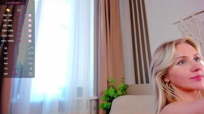 coy_tessa_ public webcam profile photo 10