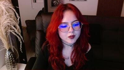 crimson_tati public webcam profile photo 4