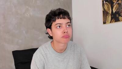 cris_sasha public webcam profile photo 2