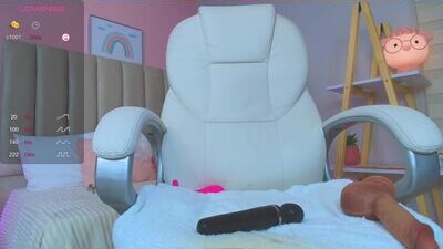 cristal_bunny public webcam profile photo 6