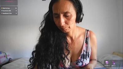 cristalvelvet public webcam profile photo 2