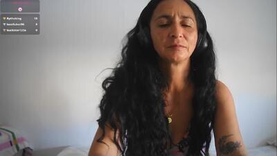 cristalvelvet public webcam profile photo 3