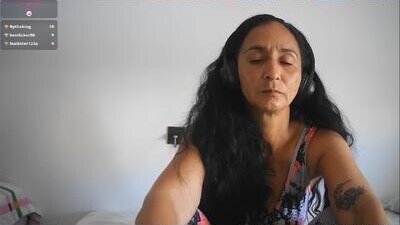 cristalvelvet public webcam profile photo 5