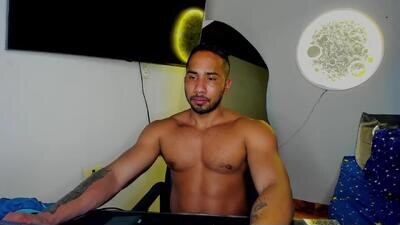 cristobal12cock public webcam profile photo 2