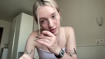 crrystalluna public webcam profile photo 8