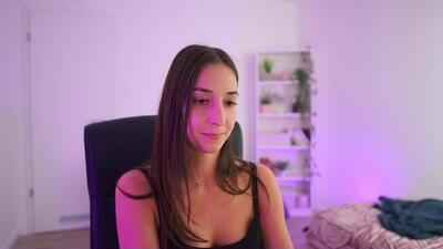 crystalbrunette18 public webcam profile photo 3